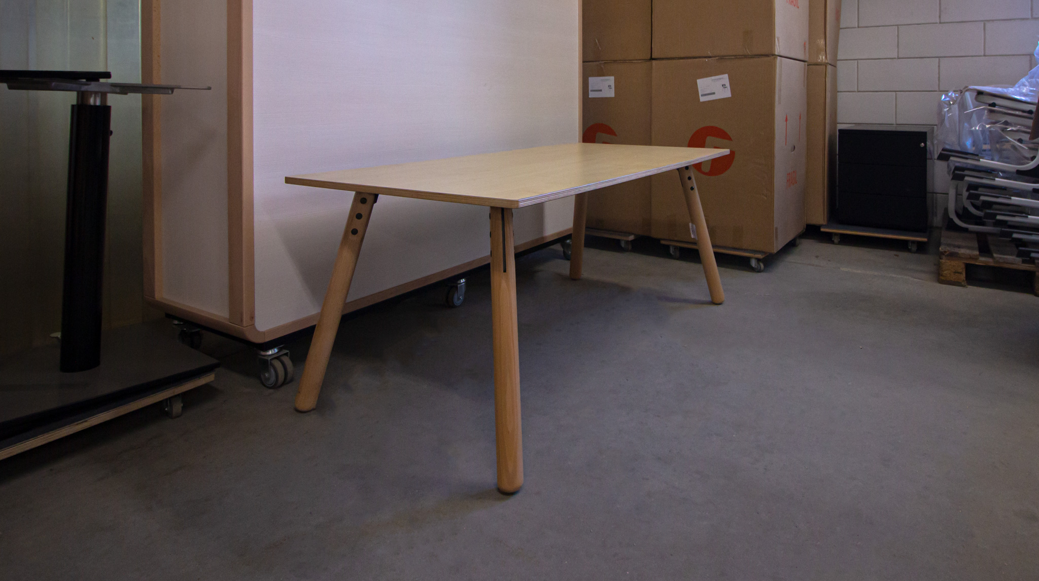 Trati groepstafel, 140x70